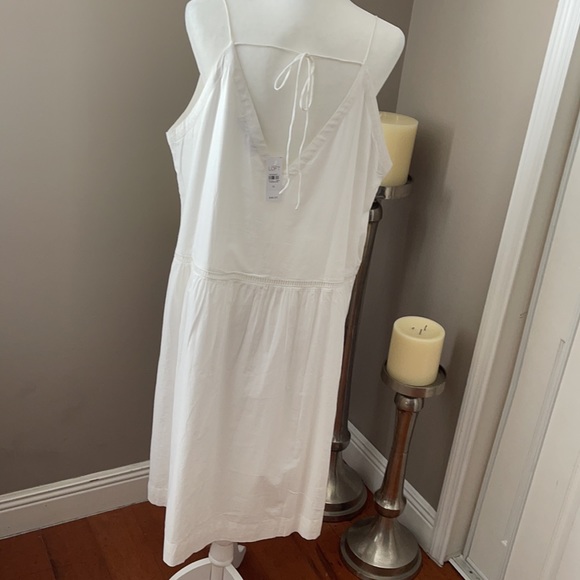 Loft Eyelet Dress - Picture 4 of 7